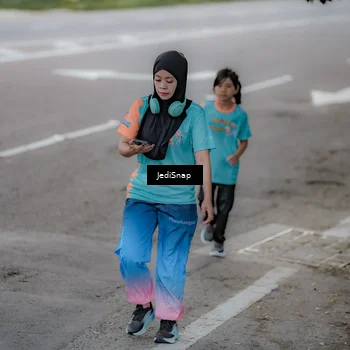 Runner Photo 8276716