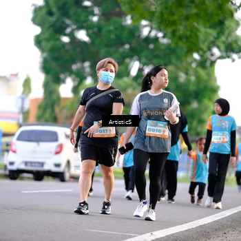 Runner Photo 8276719