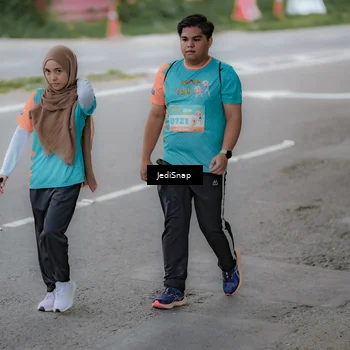 Runner Photo 8276723