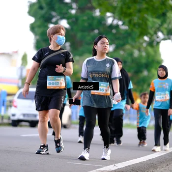 Runner Photo 8276725