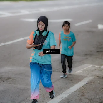 Runner Photo 8276737
