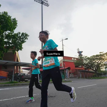 Runner Photo 8276740