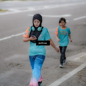 Runner Photo 8276744