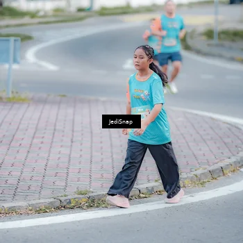 Runner Photo 8276837