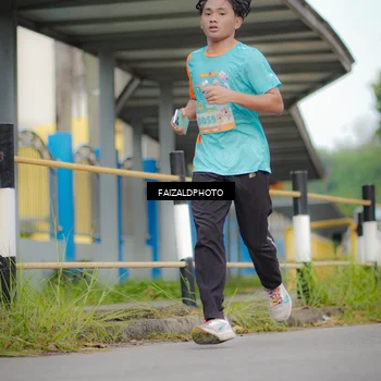 Runner Photo 8276839