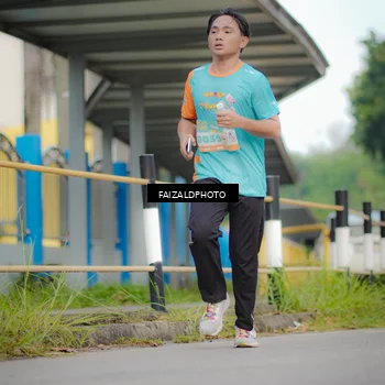 Runner Photo 8276854