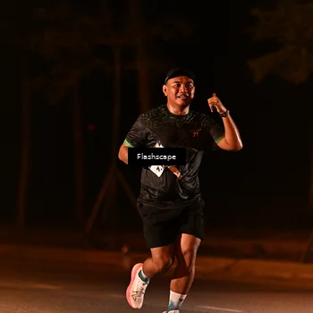 Runner Photo 8276863