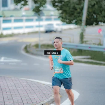 Runner Photo 8276926