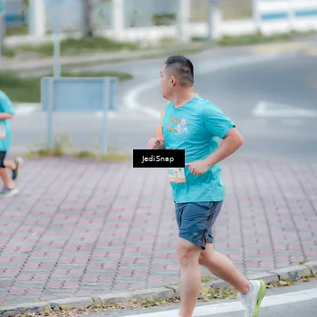 Runner Photo 8276950