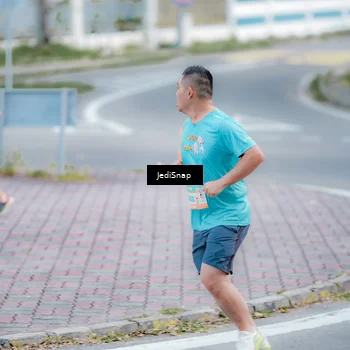 Runner Photo 8276955