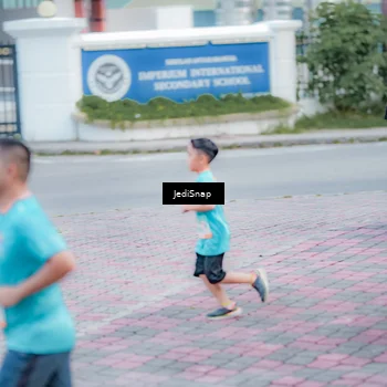 Runner Photo 8276963