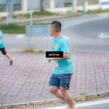 Runner Photo 8276966