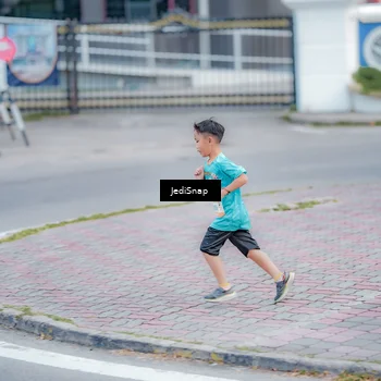 Runner Photo 8277011