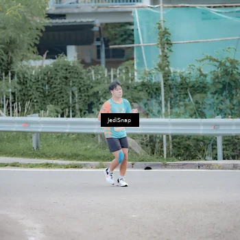 Runner Photo 8277022
