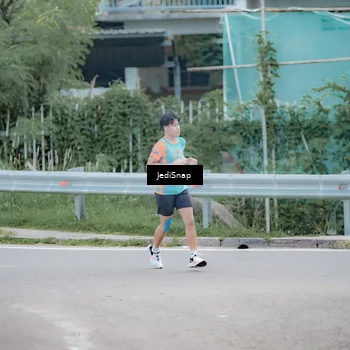 Runner Photo 8277028