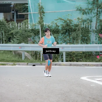 Runner Photo 8277050