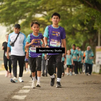 Runner Photo 8277071