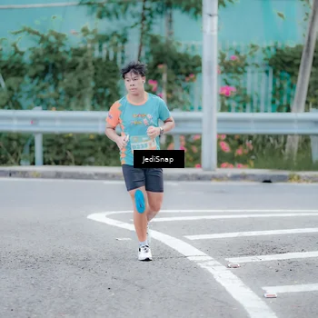 Runner Photo 8277095