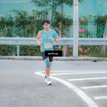 Runner Photo 8277097