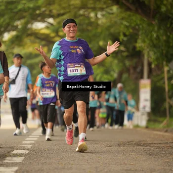 Runner Photo 8277105