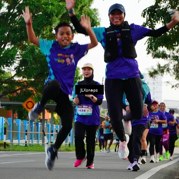 Runner Photo 8277130