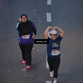 Runner Photo 8277168