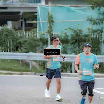 Runner Photo 8277186