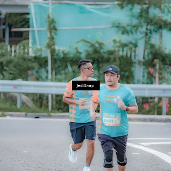 Runner Photo 8277211