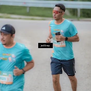 Runner Photo 8277262