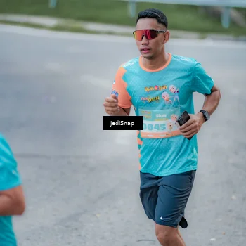 Runner Photo 8277266
