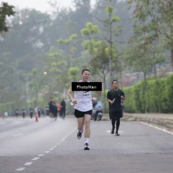 Runner Photo 8277271