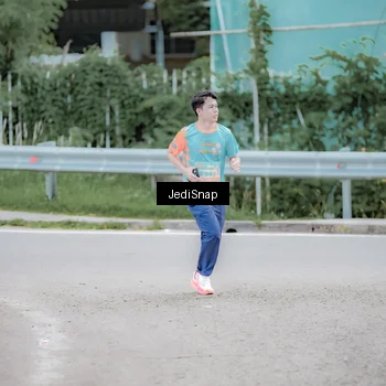 Runner Photo 8277283