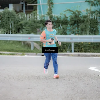 Runner Photo 8277314