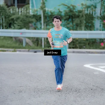 Runner Photo 8277318