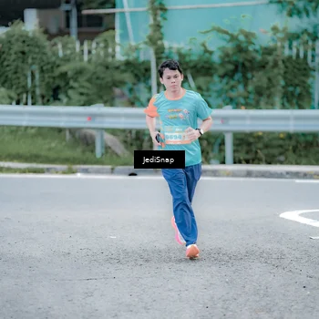 Runner Photo 8277320
