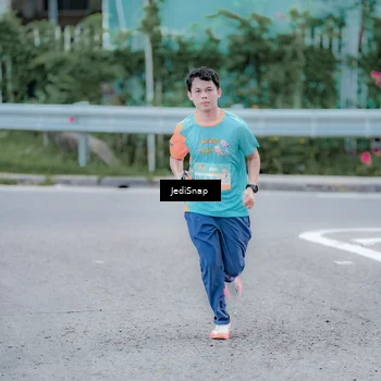 Runner Photo 8277325