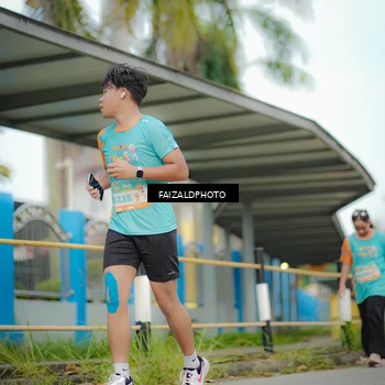 Runner Photo 8277341