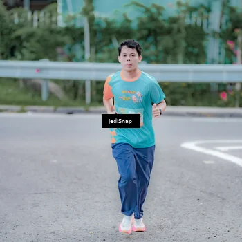 Runner Photo 8277343