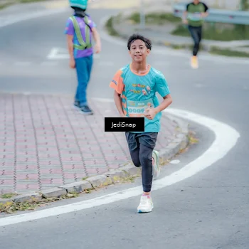 Runner Photo 8277365