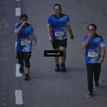 Runner Photo 8277376