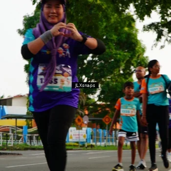 Runner Photo 8277417