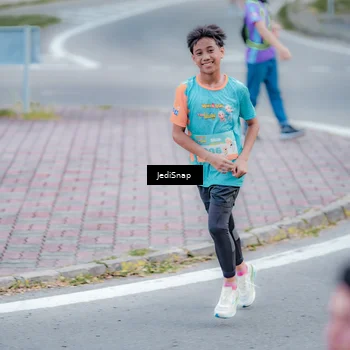 Runner Photo 8277431