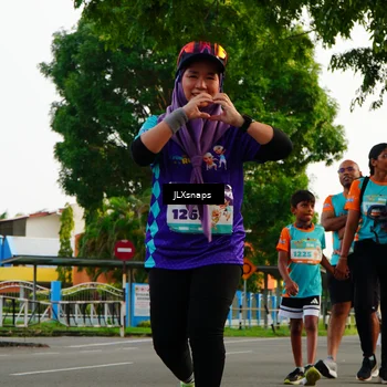 Runner Photo 8277438