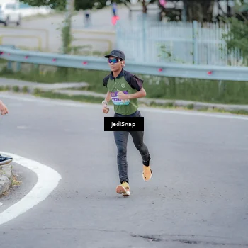 Runner Photo 8277451