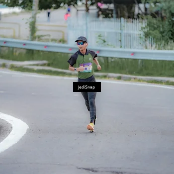 Runner Photo 8277453