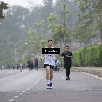 Runner Photo 8277454