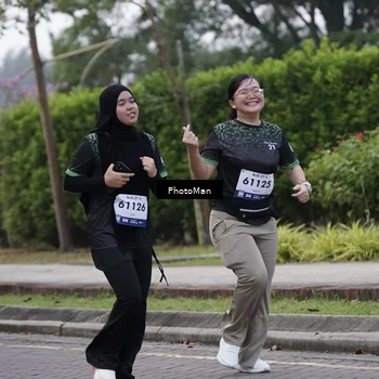 Runner Photo 8277471