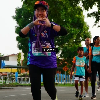 Runner Photo 8277479