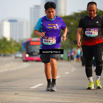 Runner Photo 8277493