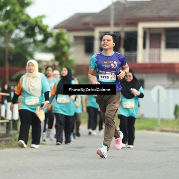 Runner Photo 8277496